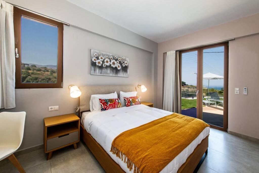 Villa Anthi, A Modern Villa With Salted Water Pool,Hot Tub & Bbq! Rethymno Eksteriør bilde