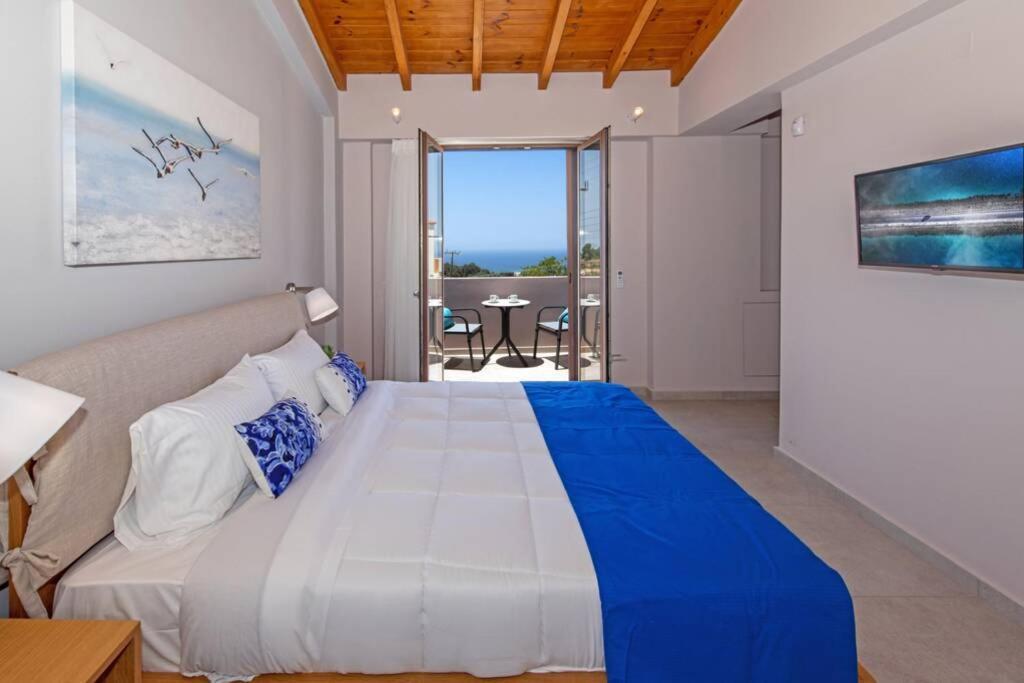 Villa Anthi, A Modern Villa With Salted Water Pool,Hot Tub & Bbq! Rethymno Eksteriør bilde